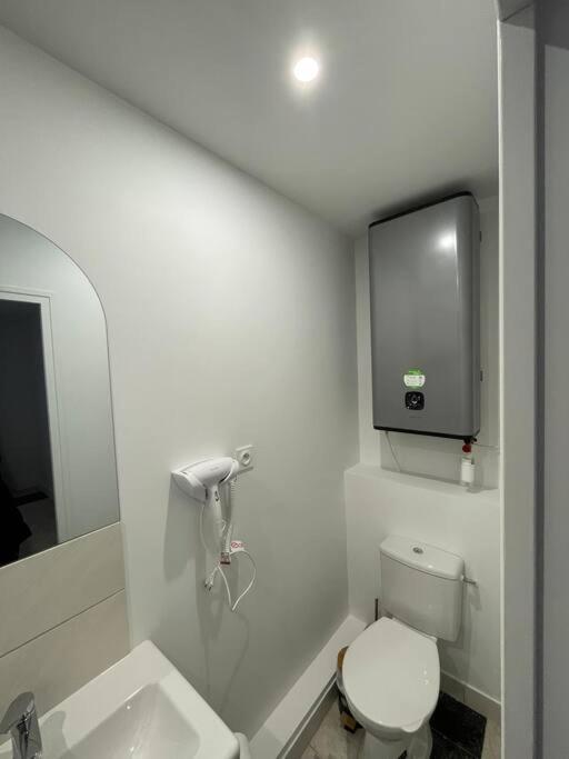Joli T2, Terrasse Et Jardin, Ideal Pour Familles, A 15 Min De L'Aeroport Roissy Cdg Tremblay-en-France Esterno foto