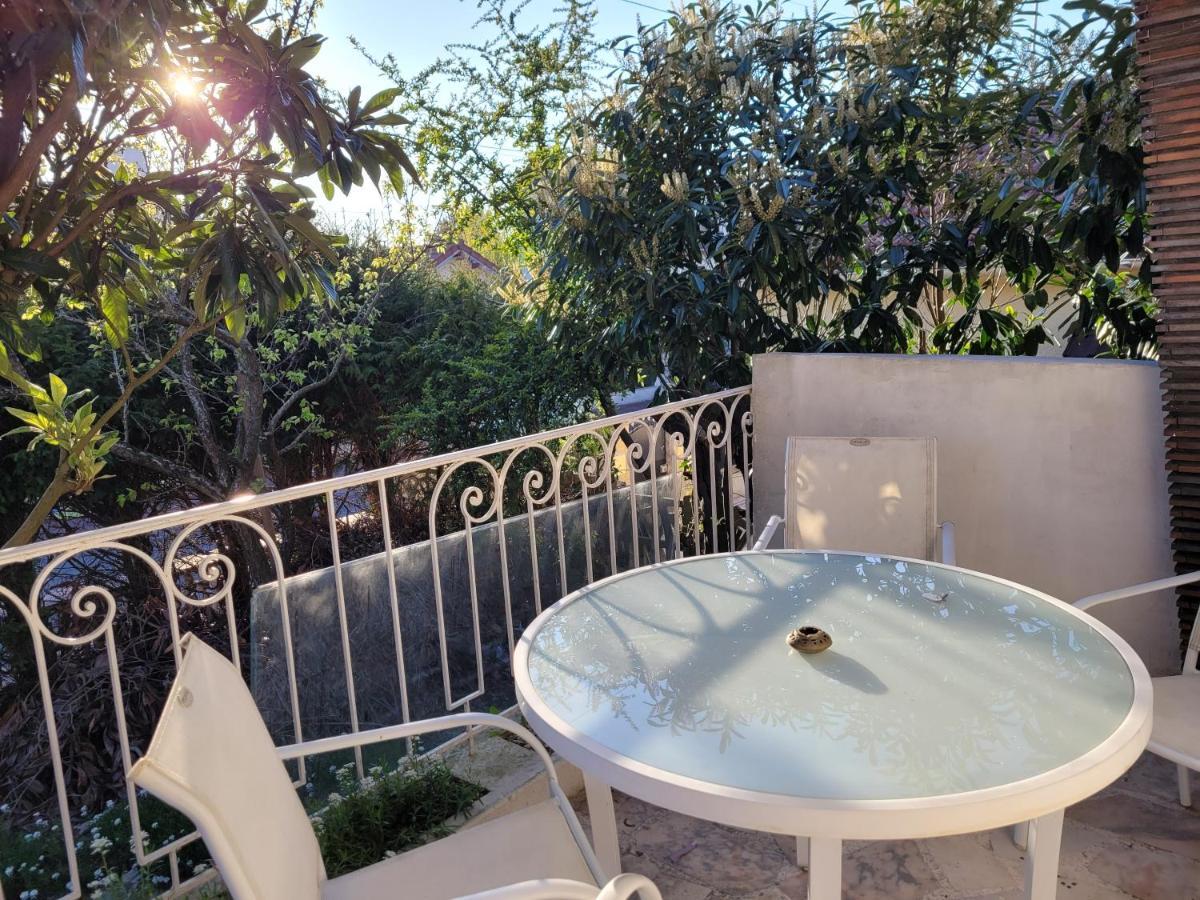 Joli T2, Terrasse Et Jardin, Ideal Pour Familles, A 15 Min De L'Aeroport Roissy Cdg Tremblay-en-France Esterno foto