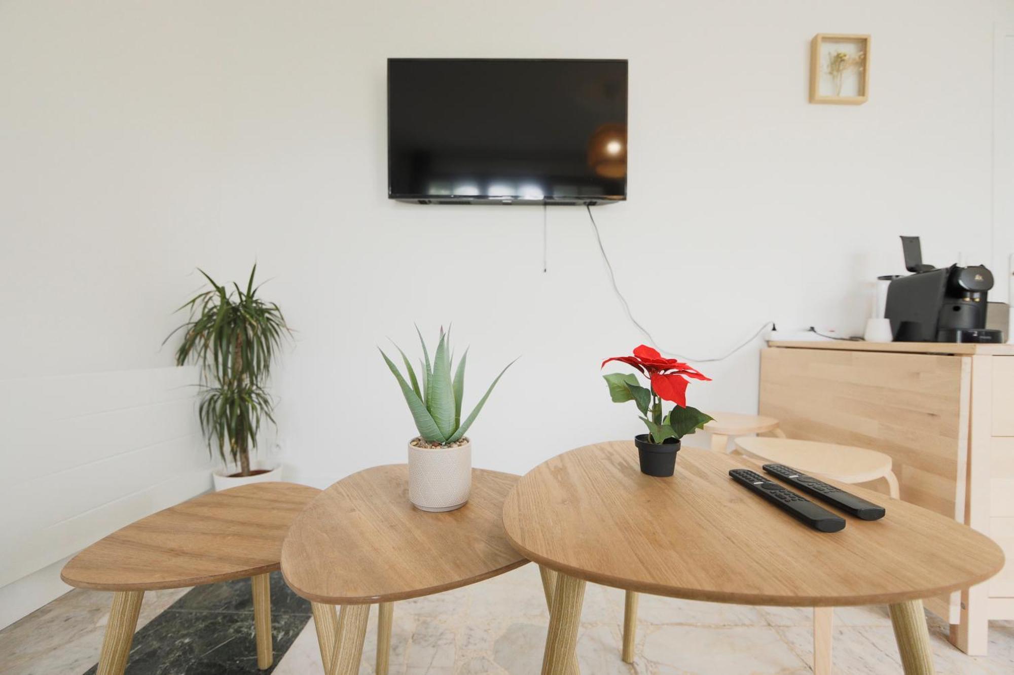 Joli T2, Terrasse Et Jardin, Ideal Pour Familles, A 15 Min De L'Aeroport Roissy Cdg Tremblay-en-France Esterno foto